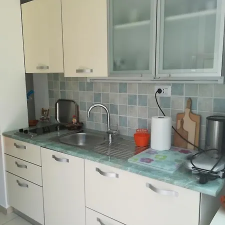 Neno - Terrace & Parking Veli Losinj