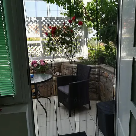 Neno - Terrace & Parking Apartament Veli Lošinj