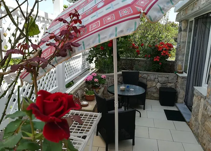Neno - Terrace & Parking 公寓