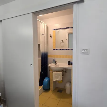 Apartamento Neno - Terrace & Parking Veli Lošinj